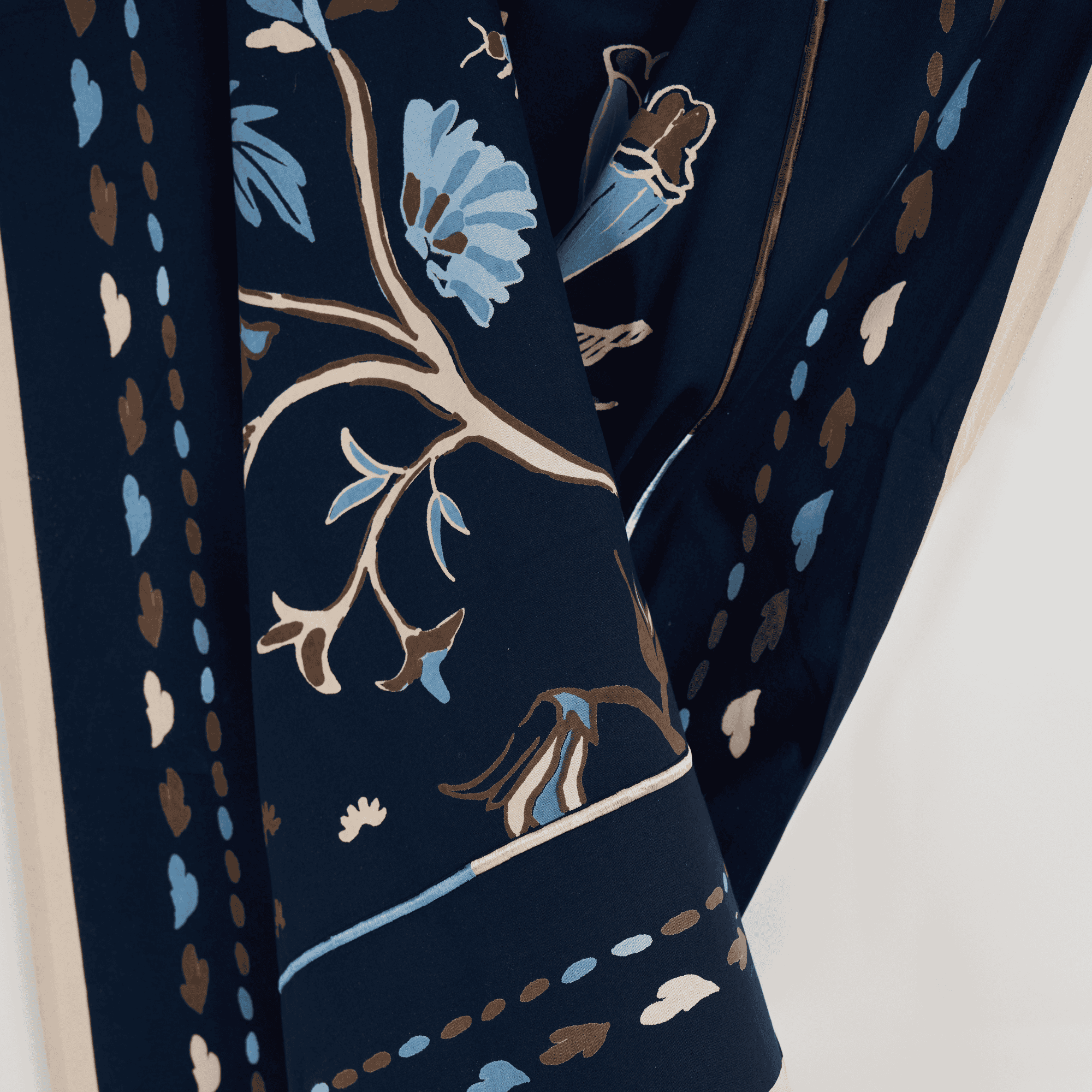 HPS x MV Maravilla Tablecloth (Woodsy)