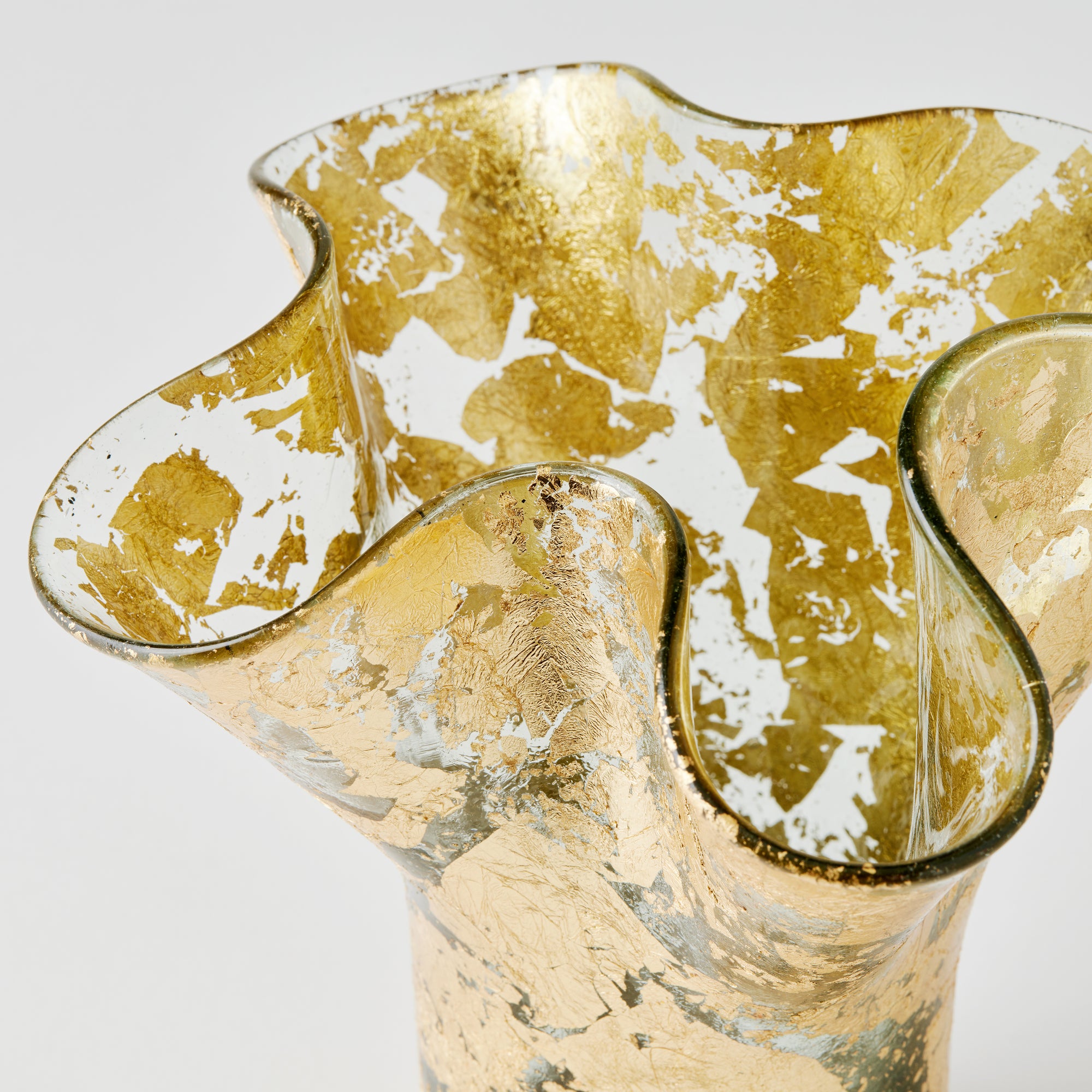 Lettuce Leaf Vase (Gold Leaf)
