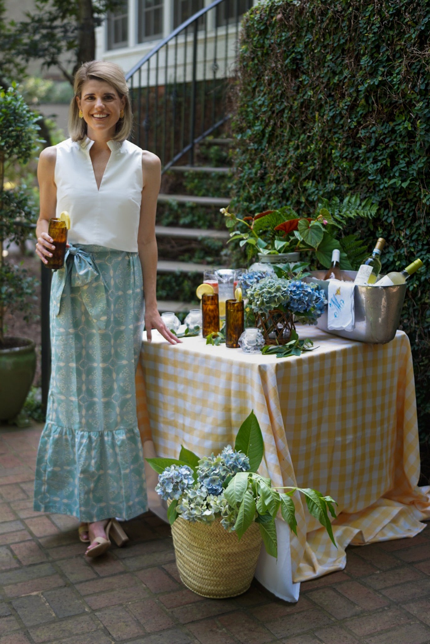 How She Hosts: Crystal Moore – Half Past Seven
