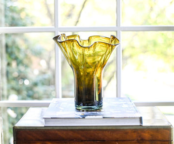 Sample Sale: Lettuce Leaf Vase in Electric Amber