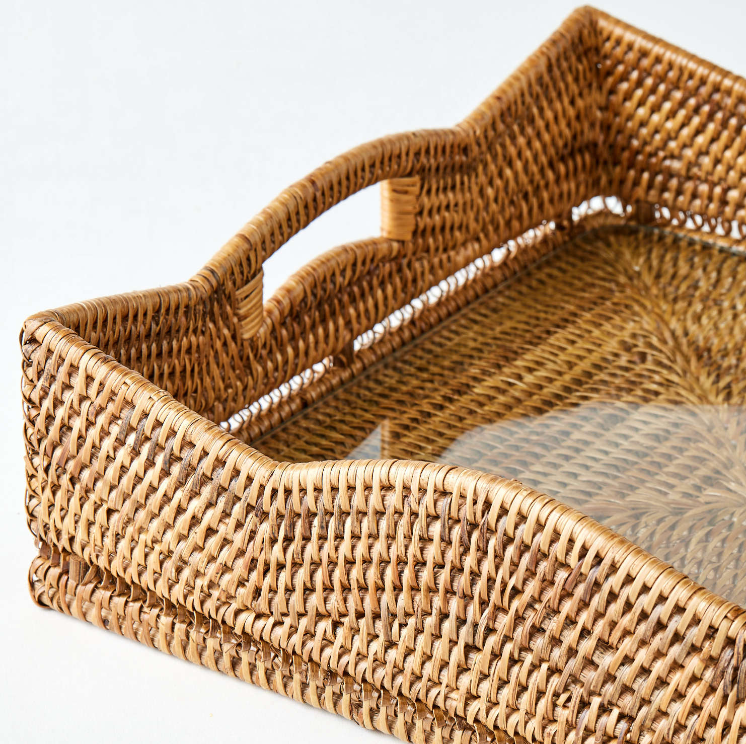 Half Past Seven Scalloped Rattan Tray - Thumbnail 2