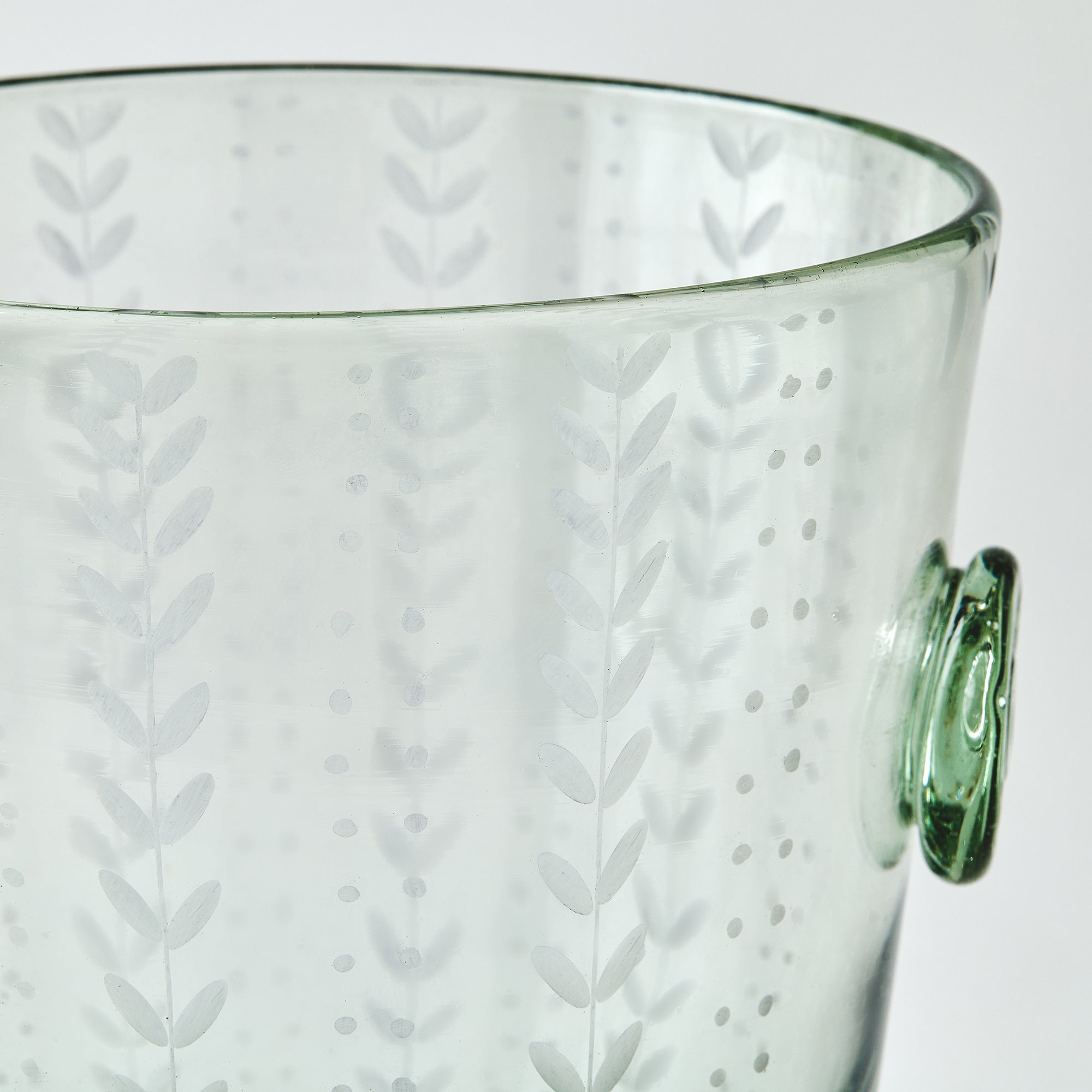 Signature Seven Wine Bucket with Button Ears (Clear)
